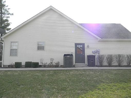 4th image of 128 Wolford Ave