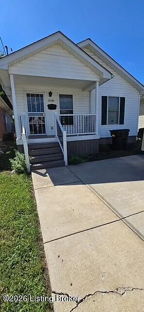 3 bed, 1.0 bath, 984 sqft, $1,550 — Photo 1