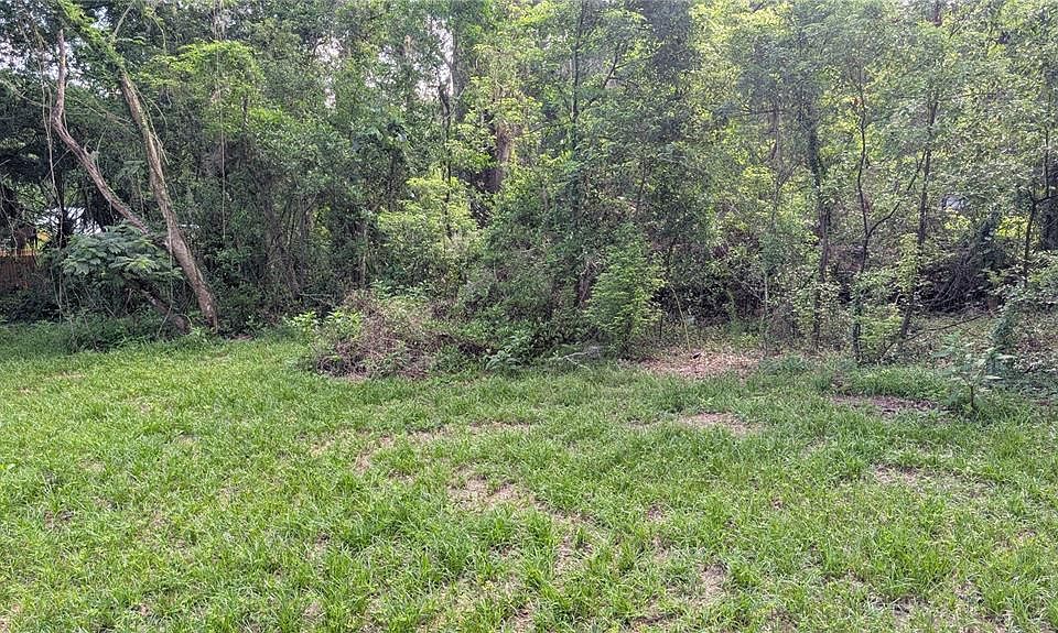 2nd image of 1451 SE 28th St