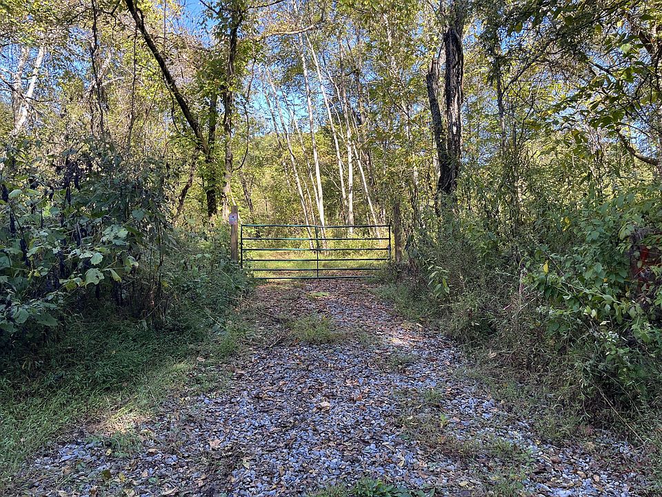 1st image of 665 Bugg Hollow Rd