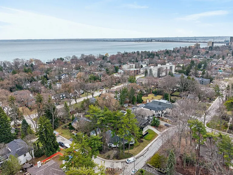 3046 South Dr — Photo 25