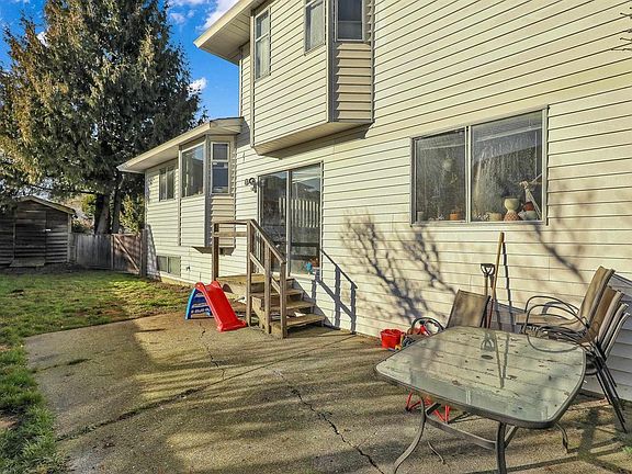 5th image of 15662 91a Ave