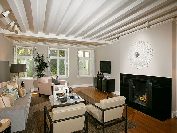 3rd image of 850 Powell St APT 201