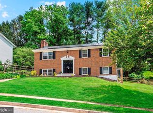 3 Lord Mayors Ct, Cockeysville, MD 21030
