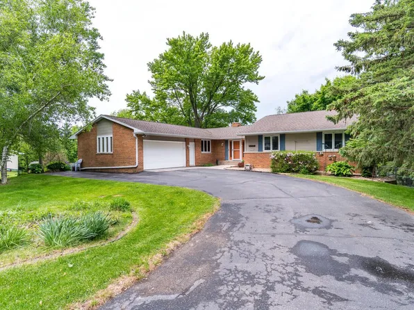 N2317 Fen Lockney DRIVE, La Crosse, WI 54601