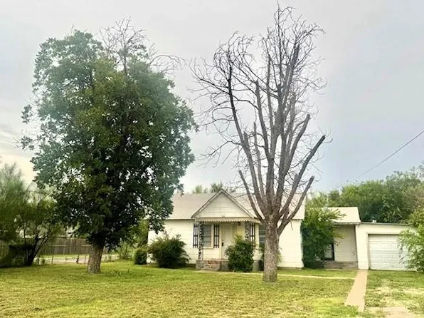 3201 Travis St, San Angelo, TX 76903