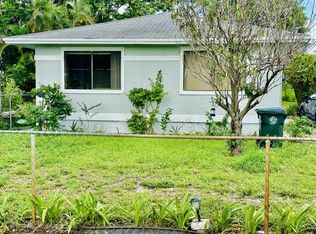 348 Perry Ave, Greenacres, FL 33463