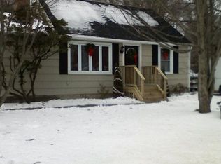 12 Fairview Ave, Deep River, CT 06417