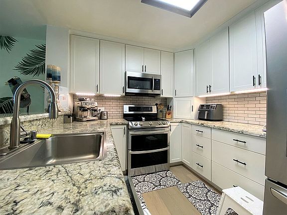 Granite, wood, stainless...