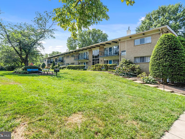 4907 Americana Dr #4907H-202 — Photo 25