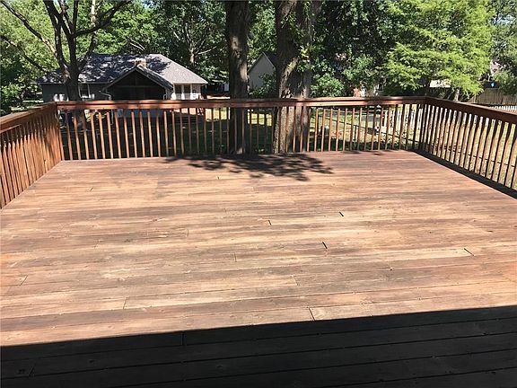 4th image of 1203 Canterbury Ln