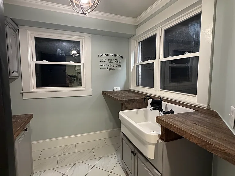 523 E Georgia St — Photo 9