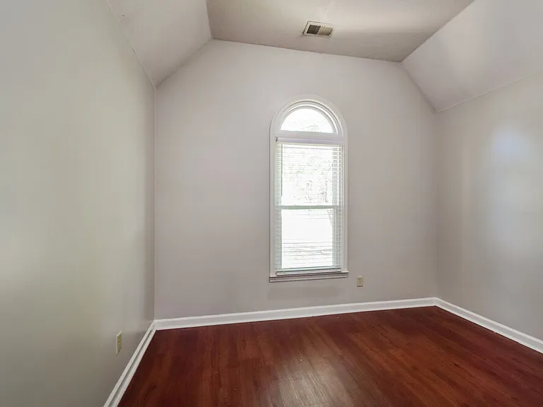 9335 Barrow Dr — Photo 15