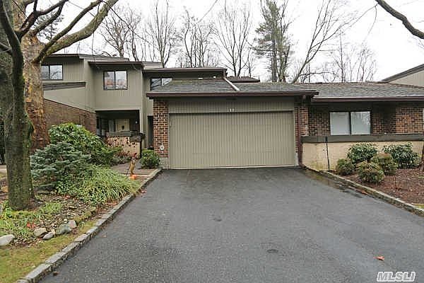 1st image of 11 Wimbledon Ct #11