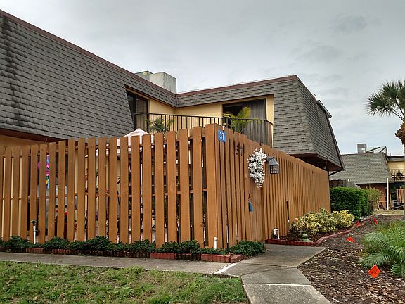 5th image of 37 Cedar Dunes Dr