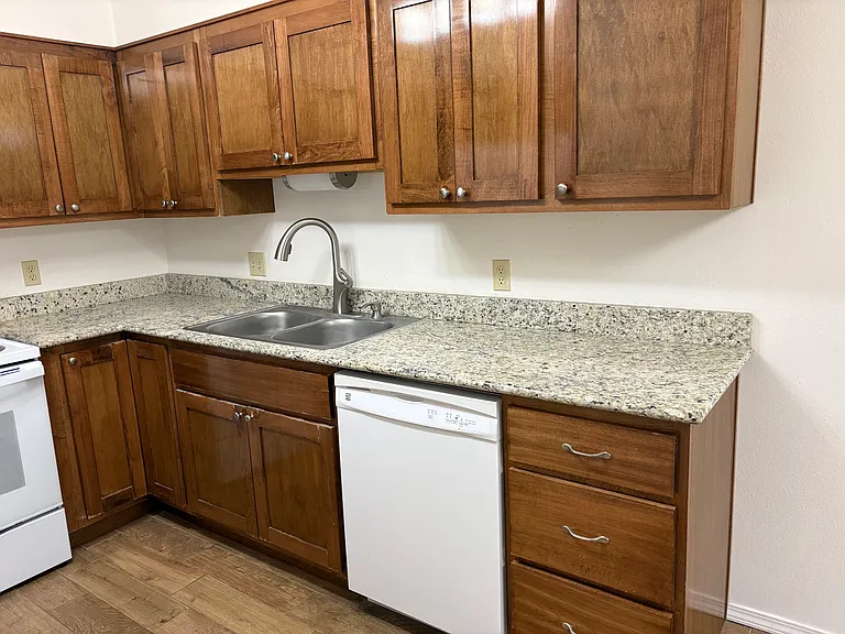 3055 Trinity Dr #528 — Photo 9