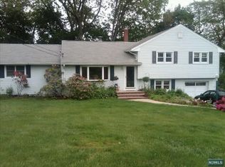 754 White Birch Rd, Washington Township, NJ 07676