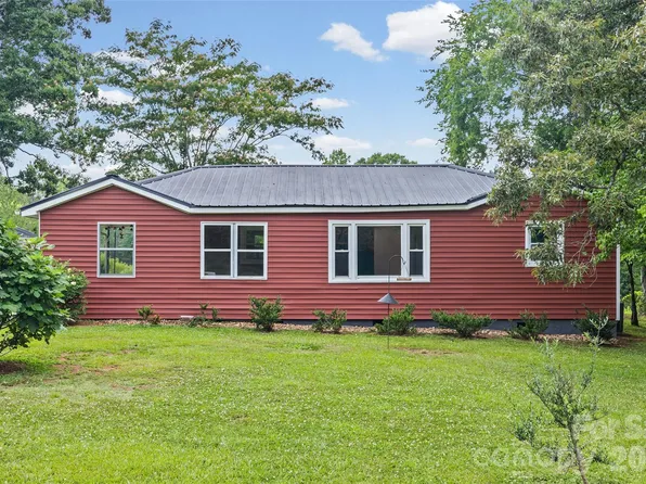 2236 Mountain Gap Rd, Richburg, SC 29729
