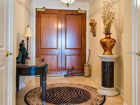 5th image of 300 Grandview Ct Unit 321