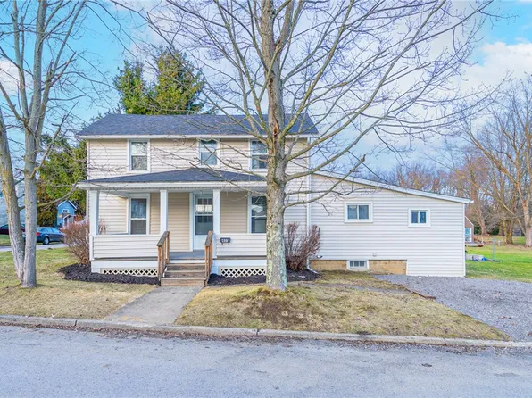 401 Sheriff St, Mercer, PA 16137