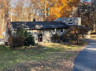 58 Blue Jay Dr, Northford, CT 06472
