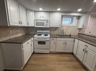 3 Slocum Way, Fort Lee, NJ 07024