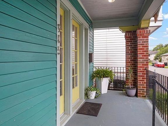 3rd image of 905 Pelican Ave #905