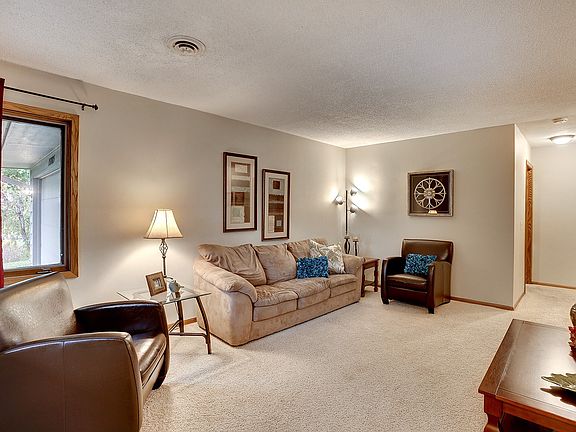2nd image of 15285 40th Ave N