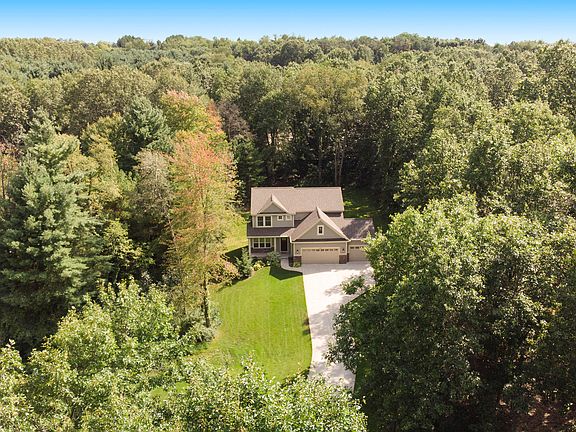 2nd image of 5432 Hagenvale Ct NE
