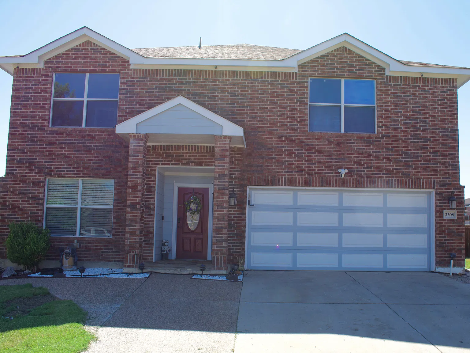 5 bed, 2.5 bath, 3011 sqft, $3,500 — Photo 2