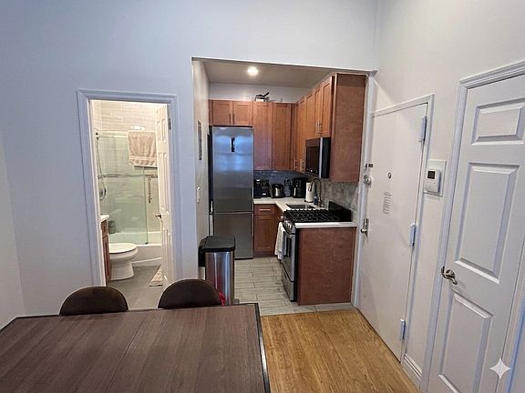 3rd image of 248 W 102nd St APT 5A