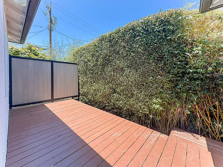 3517 Beethoven St — Photo 7