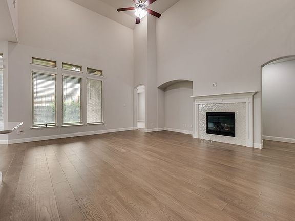 3rd image of 16524 Sage Crest Dr