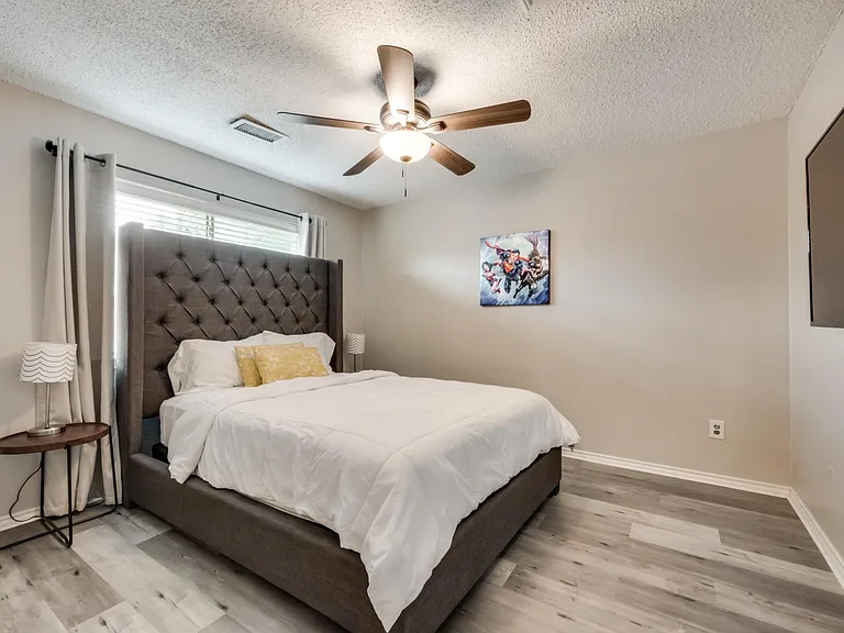 4618 Lakepointe Ave — Photo 27