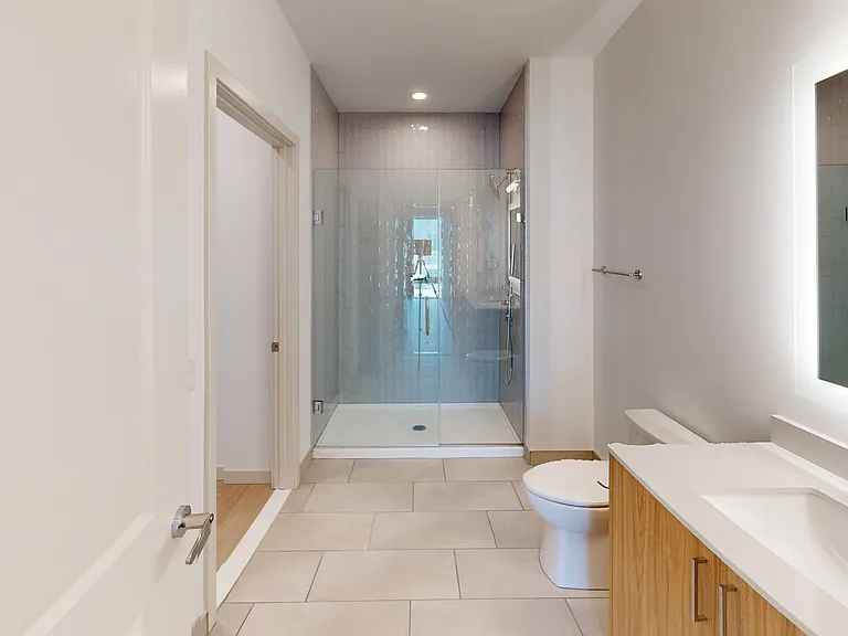101 N Meridian — Photo 127