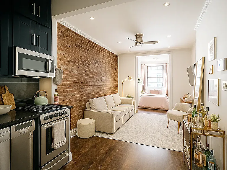 334 E 6th St #2 — Photo 1
