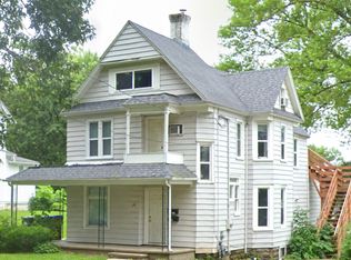 403 S Lucas St, Iowa City, IA 52240