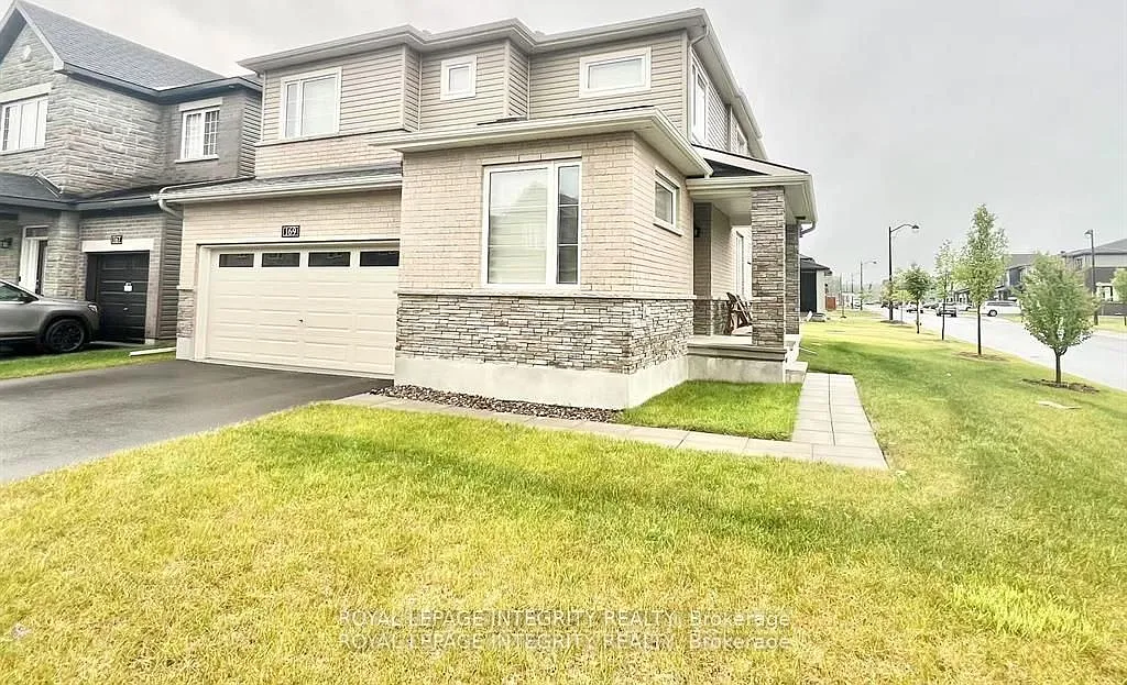 4 bed, $3,200 — Photo 1