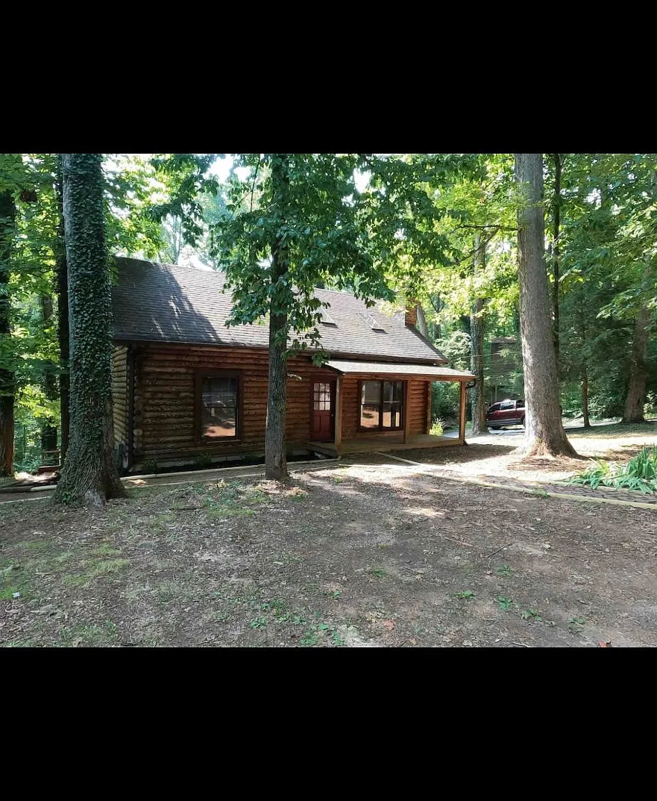 751 Dixon Rd — Photo 1