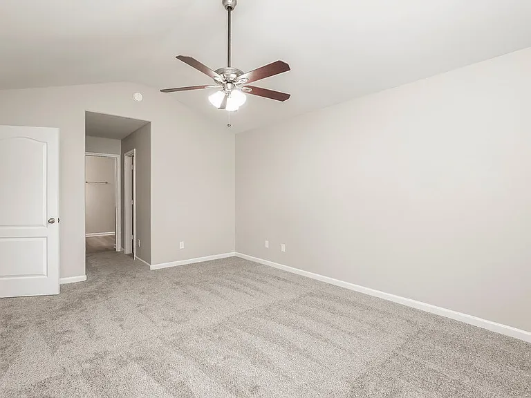 2132 Boulder Ct — Photo 8