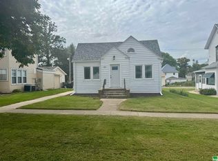 320 S Washington St, Remsen, IA 51050