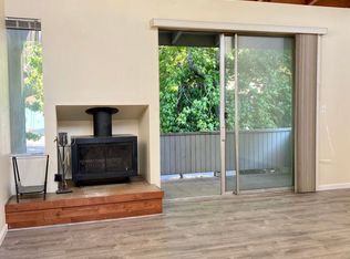 395 Orange St #A, Oakland, CA 94610