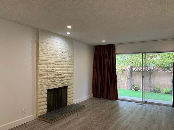 3rd image of 500 N Meadows Ave