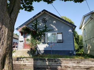 1522 Superior St, Racine, WI 53402