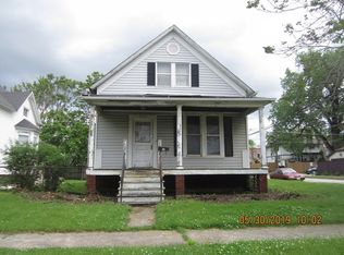 2534 Grove St, Blue Island, IL 60406