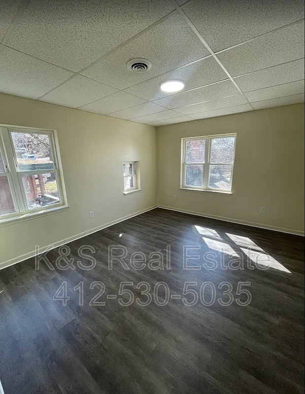 2 bed, 1.0 bath, $795 — Photo 2