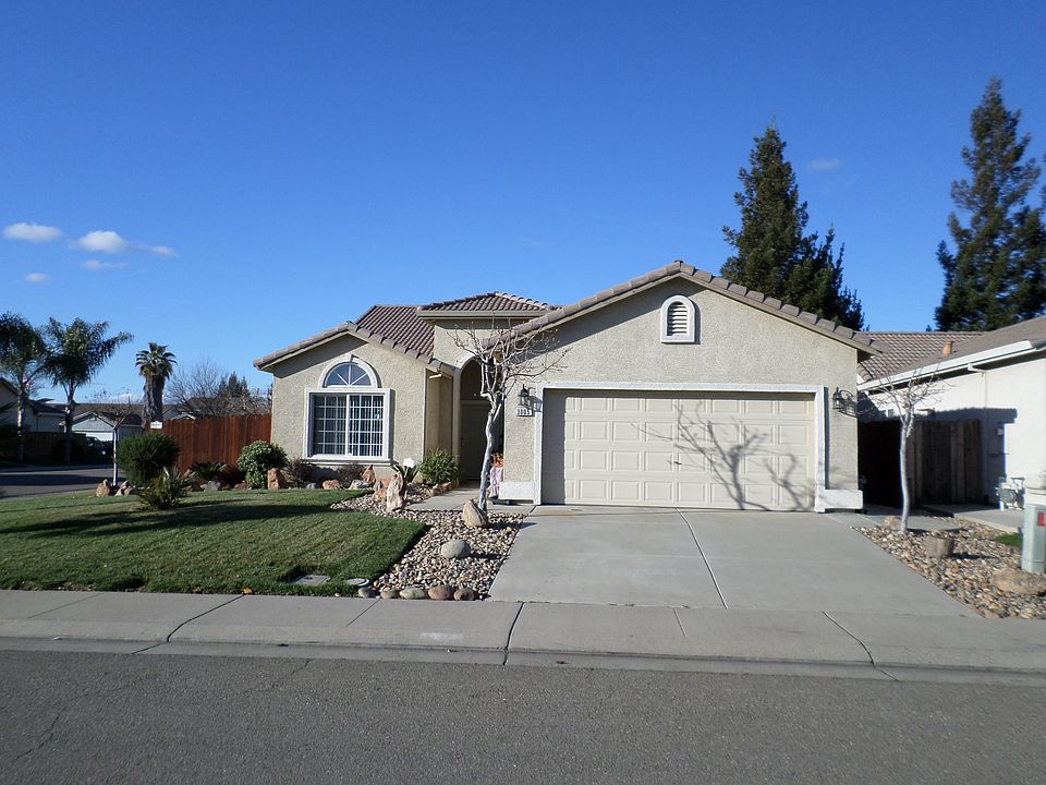 1st image of 3005 Mayten Ct