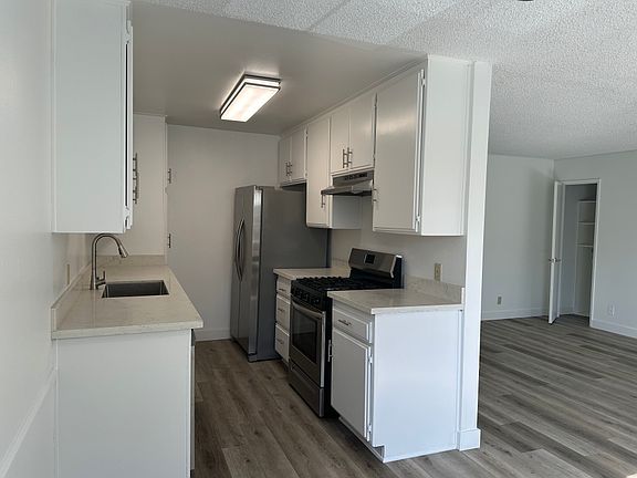 5th image of 2498 Corinth Ave APT 2