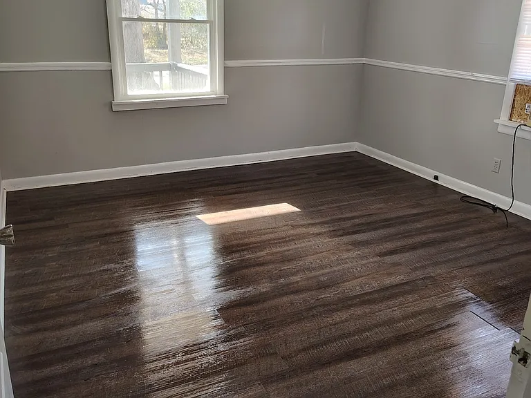 23 1/2 Sommersworth Ave — Photo 12