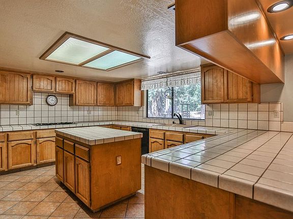 5th image of 5420 Blue Mountain Dr